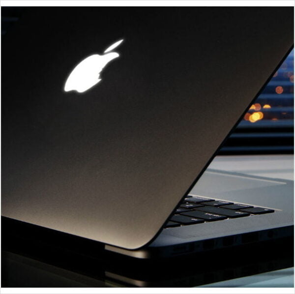 macbook-pro-jobs3-600x598 