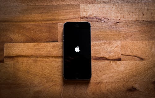 iOS 13 podría incluir actualizaciones de modo oscuro y de interfaz