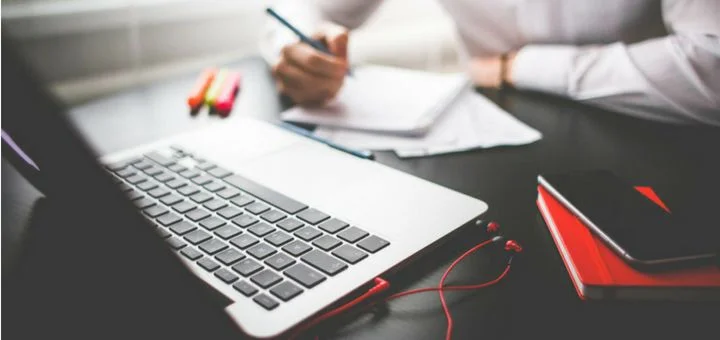 Gana dinero extra escribiendo
